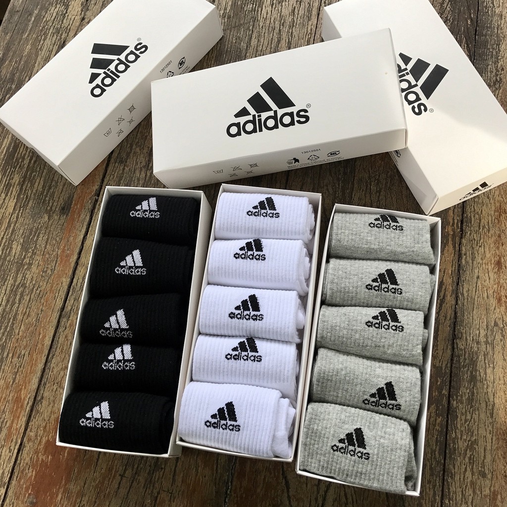 ถุงเท้า NIKE ADIDDS ไนกี้  แนวแฟชั่น ใส่วิ่งออกกำลังกาย ถุงเท้าฟิตเนส ราคาถูก คละสีได้ คู่ละ 39