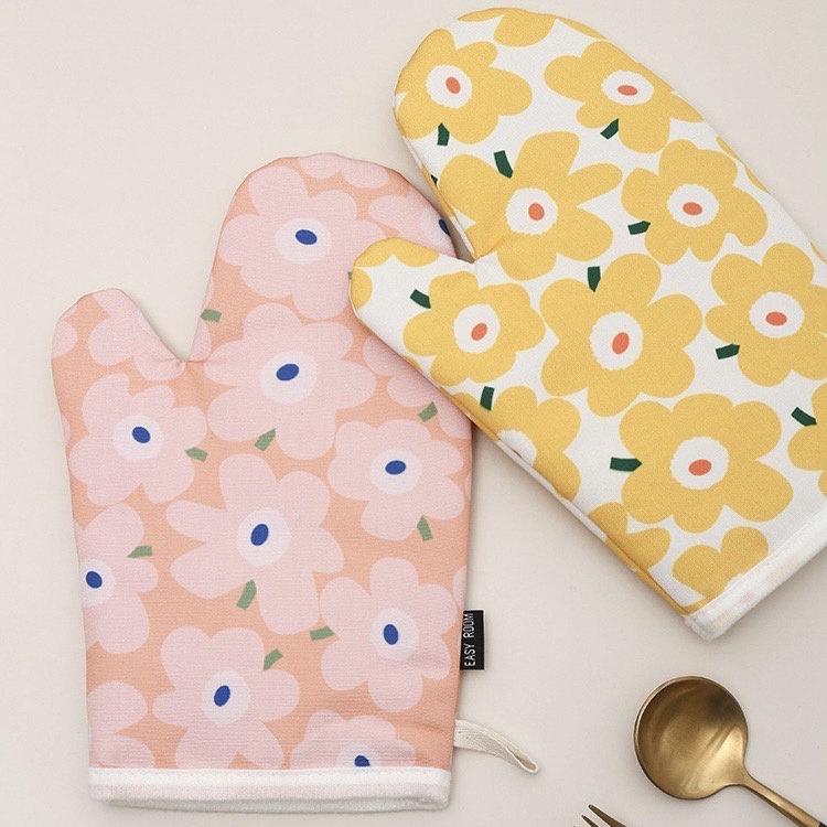 Y69HNYลด45Bพร้อมส่ง ถุงมือกันความร้อน ลายMarimekko ถุงมือเตาอบ ไมโครเวฟ