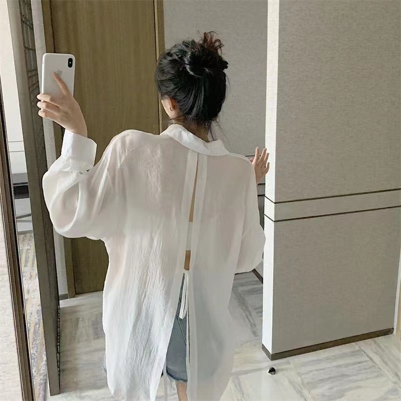 lune c187เสื้อเชิ้ตแขนยาวซีทรูเซ็กซี่ผู้หญิง เปิดหลัง เสื้อคลุมบางๆชีฟอง เสื้อผ้าแฟชั่น กันแดด  สไตล์เกาหลี สีพื้นสีขาว