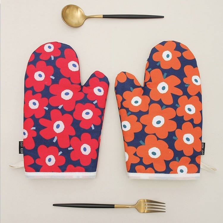 Y69HNYลด45Bพร้อมส่ง ถุงมือกันความร้อน ลายMarimekko ถุงมือเตาอบ ไมโครเวฟ