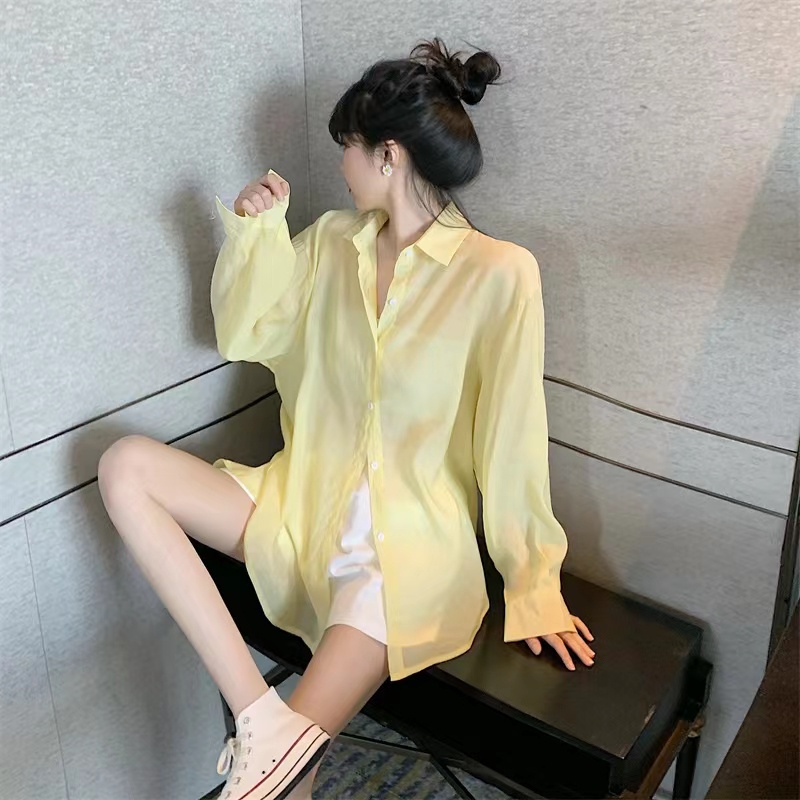 lune c187เสื้อเชิ้ตแขนยาวซีทรูเซ็กซี่ผู้หญิง เปิดหลัง เสื้อคลุมบางๆชีฟอง เสื้อผ้าแฟชั่น กันแดด  สไตล์เกาหลี สีพื้นสีขาว