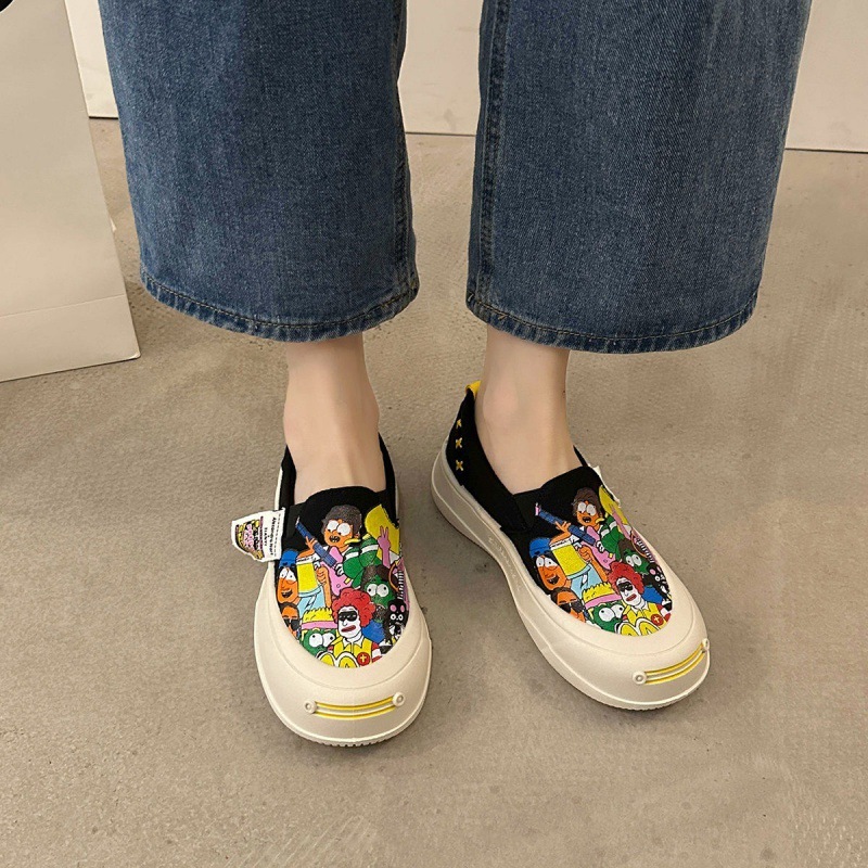 HWSHOES รองเท้าผ้าใบทรงพั้มพ์ทรงกราฟฟิตี ผ้าใบสีขาว รองเท้าผู้หญิง พื้นนิ่ม สีดํา  ทํางาน รองเท้าลําลอง