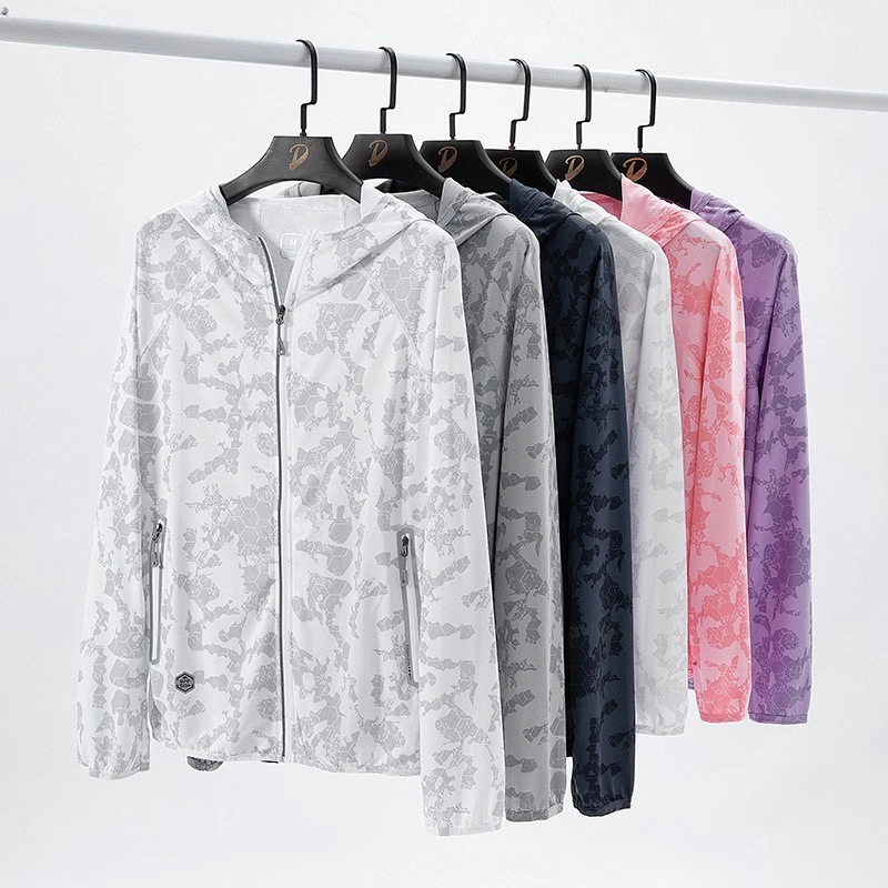 เสื้อกันแดด uv เสื้อกันยูวี ขึ้น50+ เสื้อผ้าป้องกันแสงแดดสําหรับผู้ชายและผู้หญิง น้ําหนักเบาและระบายอากาศได้ พร้อมจัดส่งด่วน