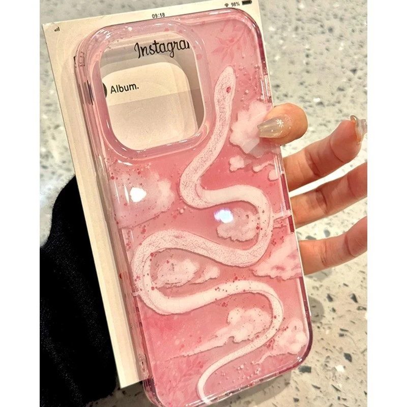 ปีงู 11 สีชมพู 12 มงคลเมฆงู 13 ความรู้สึกระดับไฮเอนด์ 14 เหมาะสําหรับ Apple 16promax เคสโทรศัพท์ xs สไตล์ใหม่ xr สร้างสรรค์ iPhone15 กันกระแทก xsmax เคสป้องกัน — ของมงคลหมวดสีมงคล