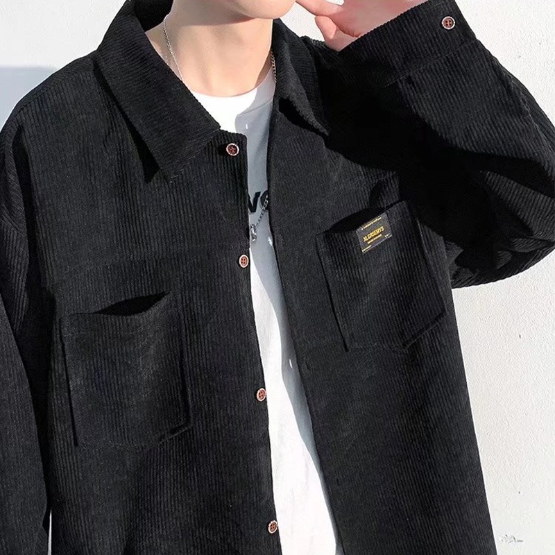 Suikone เสื้อผู้ชาย เสื้อเชิ้ตแขนยาวผู้ชายแฟชั่น 2022 เวอร์ชั่นเกาหลีใหม่แจ็คเก็ตหลวม ins พิมพ์เสื้อเชิ้ตลำลองคุณภาพสูง Cotton