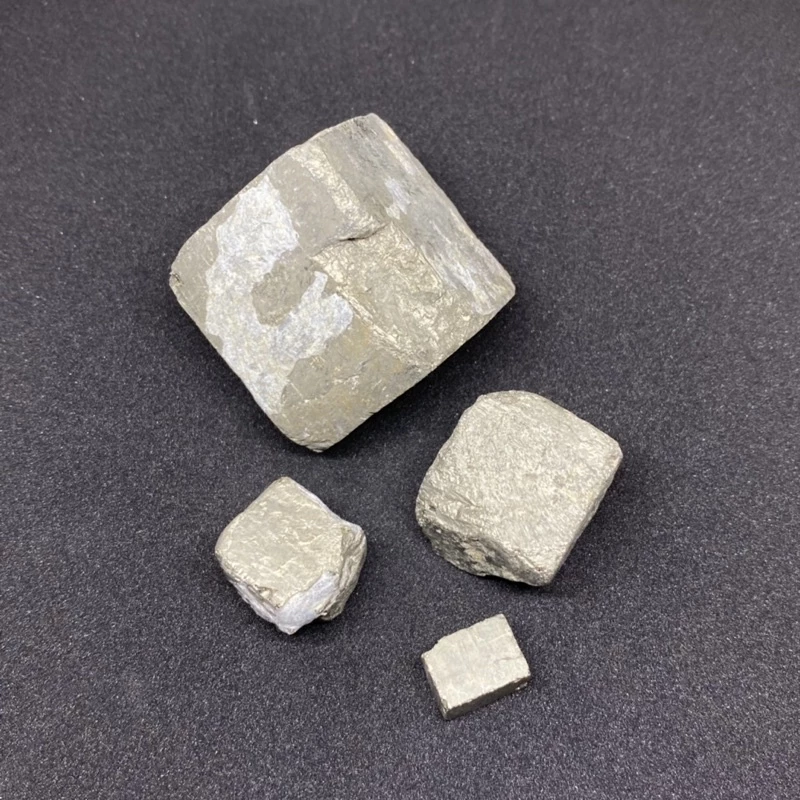 💎 ไพไรต์ pyrite หินดูดเงิน 1ชิ้น เพชรหน้าทอง แร่เหล็กไพไรต์ เพชรหน้าทั่ง หินแห่งการคิดบวก หินสี่เหลี่ยม — ของมงคลหมวดการเงินและโชคลาภ