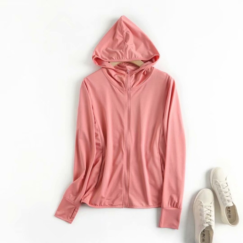 สั่งในไลฟ์ลด50 เสื้อกันแดดกันยูวี UV UPF50 เสื้อแขนยาวกันแดดมีหมวกฮู้ด เนื้อผ้าบางเบา ใส่แล้วไม่ดำไม่ร้อน 
