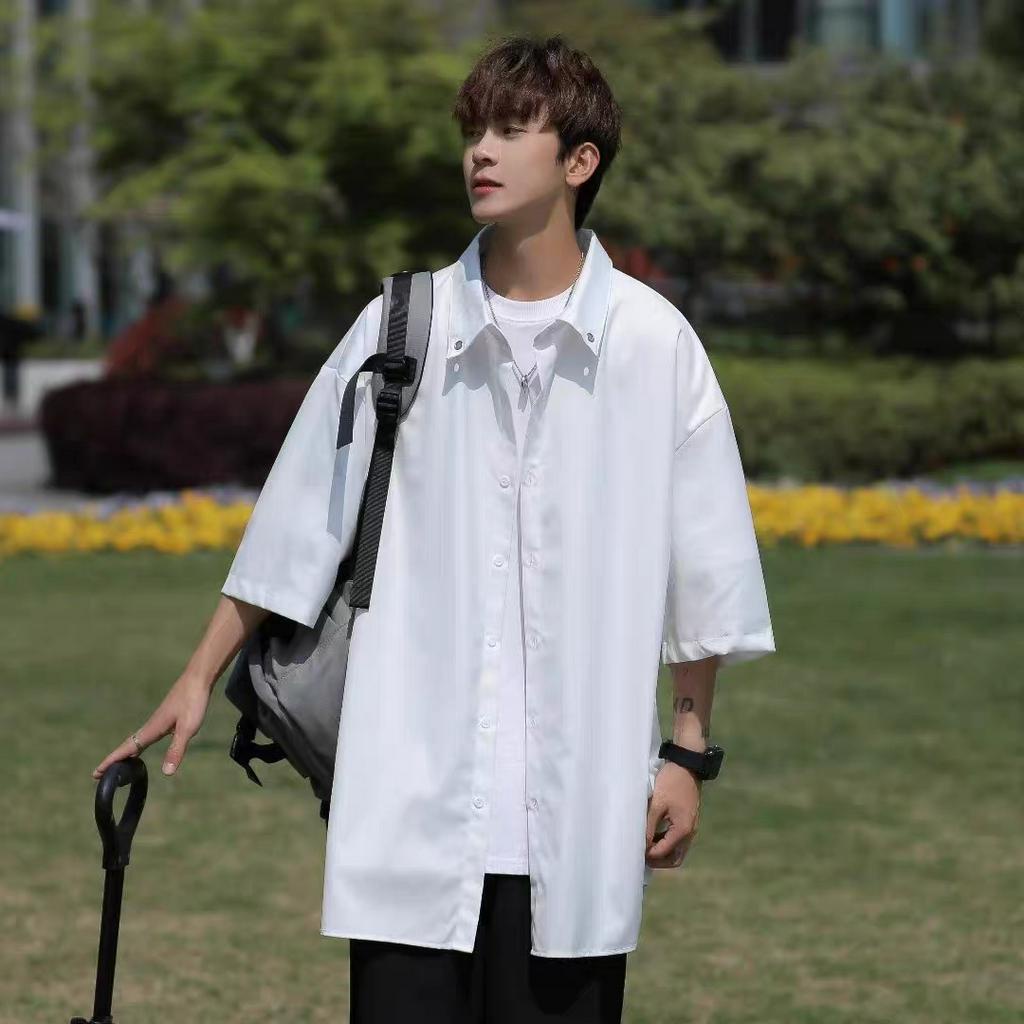 Suikone   เสื้อเชิ้ตผู้ชายแขนสั้นแฟชั่นสีทึบใหม่สไตล์เกาหลีเสื้อเชิ้ตผูกเน็คไทยอดนิยมใส่ได้ทั้งชายและหญิง