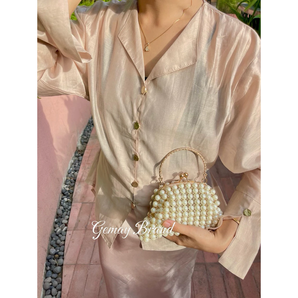 กระเป๋า Liora Bead/ Party bag/ raya collection bag/ Eid bag/ meeah bag/ กระเป๋าถือ/ กระเป๋ามุก/ กระเป๋าลูกปัด/ กระเป๋าผู้หญิง/ Tote bag/ กระเป๋าหรู/ กระเป๋าถือ/ กระเป๋าไม่ซ้ําใคร/ กระเป๋าโท้ตมุก/ กระเป๋าปาร์ตี้ผู้หญิง/ กระเป๋าปาร์ตี้/กระเป๋าอี๊ด 2026
