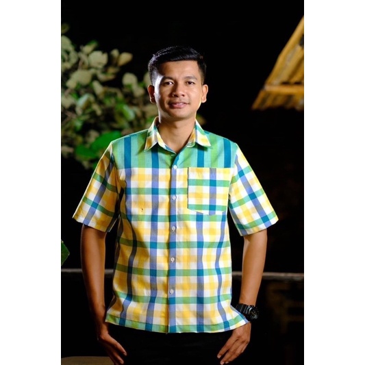 เสื้อเชิร์ตผู้ชายลายม้าขาวม้าอัดกาวทั้งตัว เนื้อผ้า cotton ผ้าฝ้ายลายขาวม้า กระดุมหน้างานจริงสวยสวมใส่ทำงานใครๆก็หลงรัก