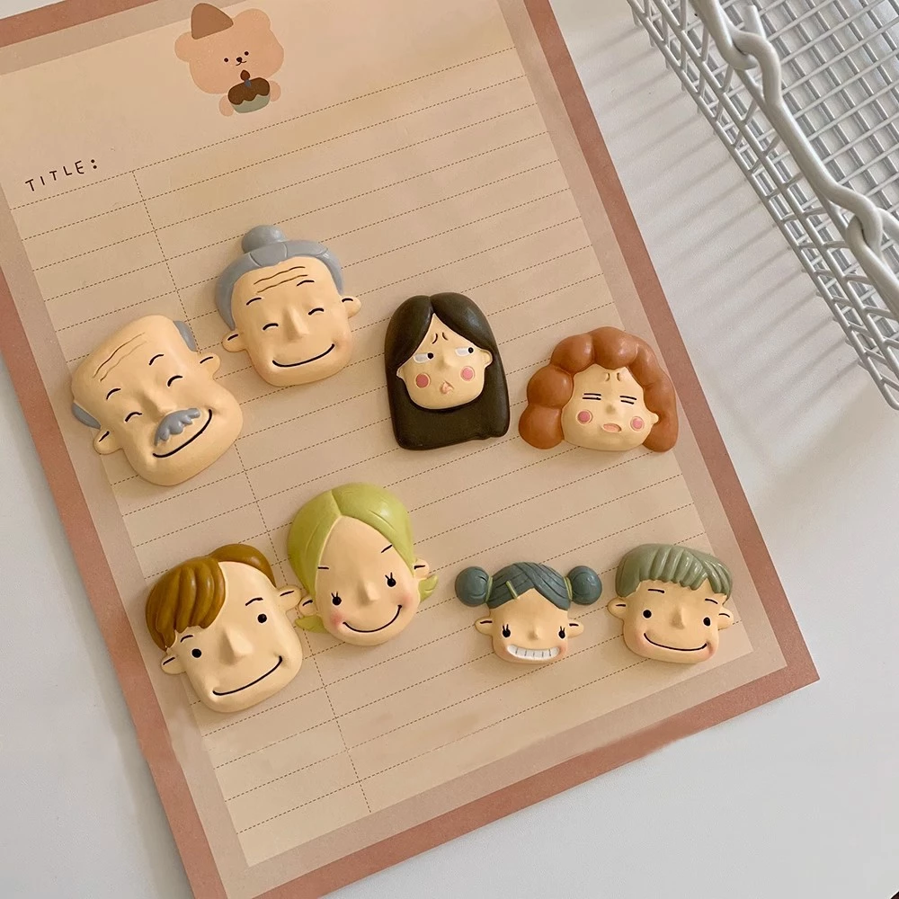 แม่เหล็กติดตู้เย็น ลายการ์ตูนครอบครัว น่ารัก ของขวัญวันเกิด ของขวัญเทศกาล ไอเดียของขวัญสุดครีเอทีฟ ของขวัญสำหรับครอบครัว ตู้เย็นแม่เหล็ก — ของมงคลหมวดความรักและความสัมพันธ์
