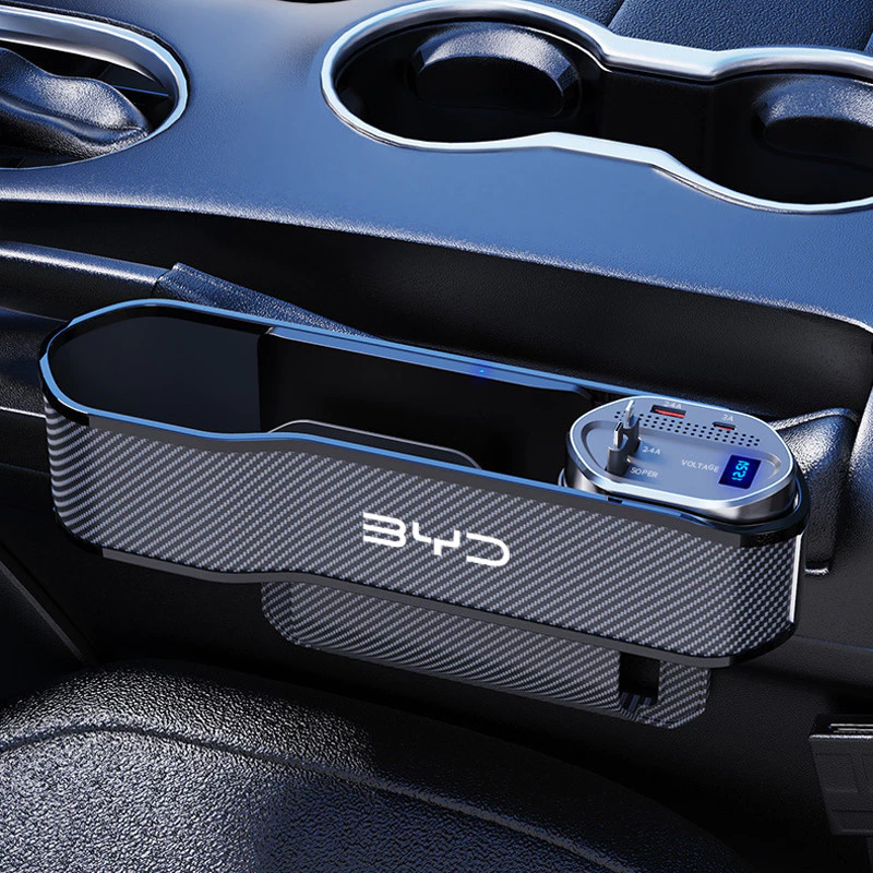 ที่เก็บของข้างเบาะ BYD Atto 3 พร้อมชาร์จไร้สาย