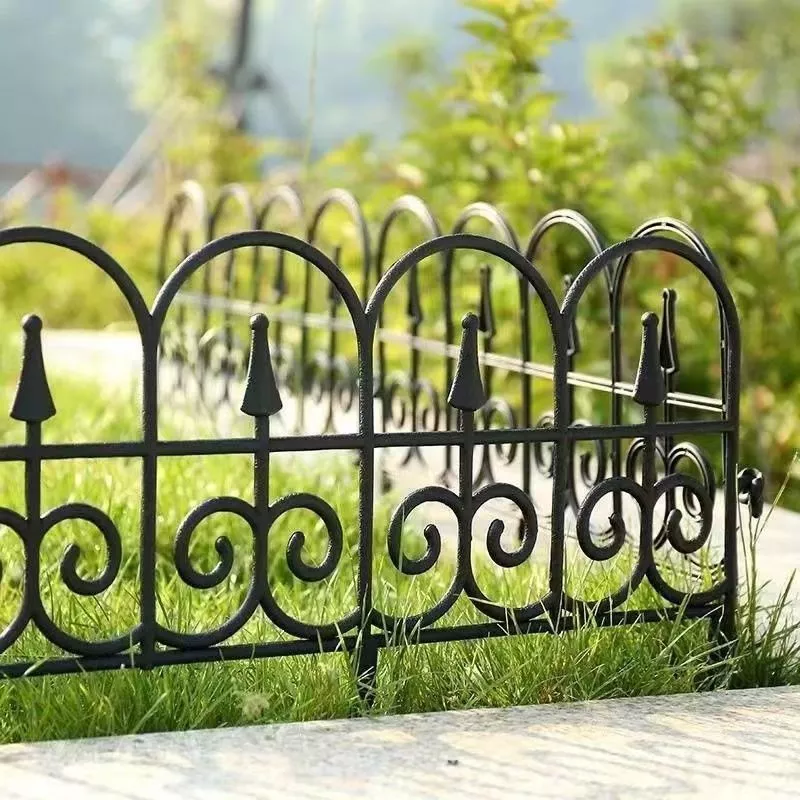 รั้วพลาสติก DIY รั้วตกแต่งสวน ของตกแต่งสวน รั้ว PVC รั้วสำเร็จรูป รั้วแต่งสวน อุปกรณ์แต่งสวน รั้วสวนในร่มคอ