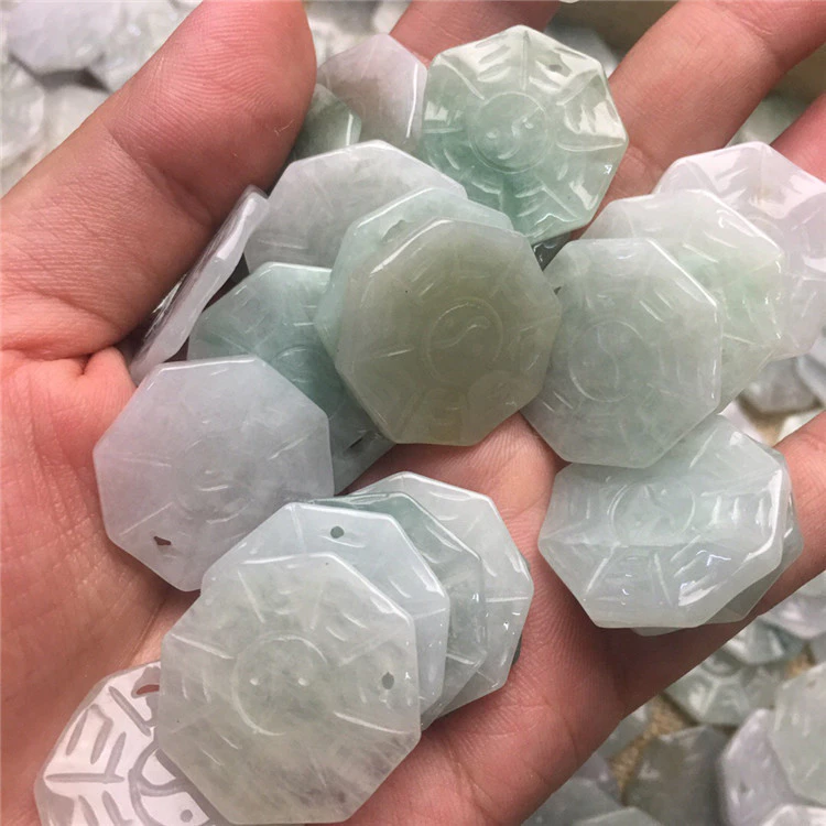 หยกพม่าหยก Ice Seed Bagua หยกสินค้าหยกหยกหยกอุปกรณ์หยกอะไหล่จี้ผู้ผลิต Myanmar Ice Gossipo A สินค้า — ของมงคลหมวดเครื่องรางและวัตถุมงคล