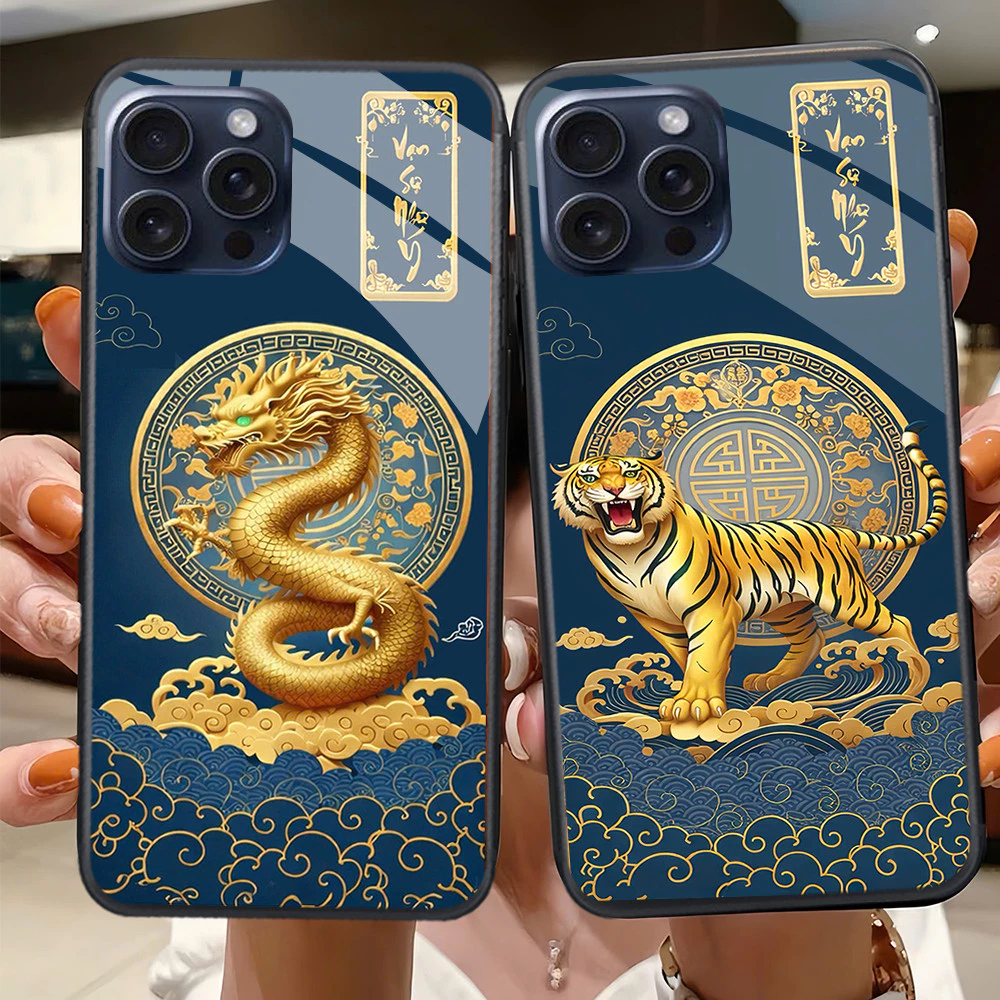 เคสสําหรับ IPHONE 14, 14 PRO, 14 PLUS, 14 PROMAX ออกแบบด้วยสัตว์ 12 ราศีสําหรับ Tet 2026, หลังกระจกนิรภัย, เคส Tet — ของมงคลหมวดราศีและนักษัตร