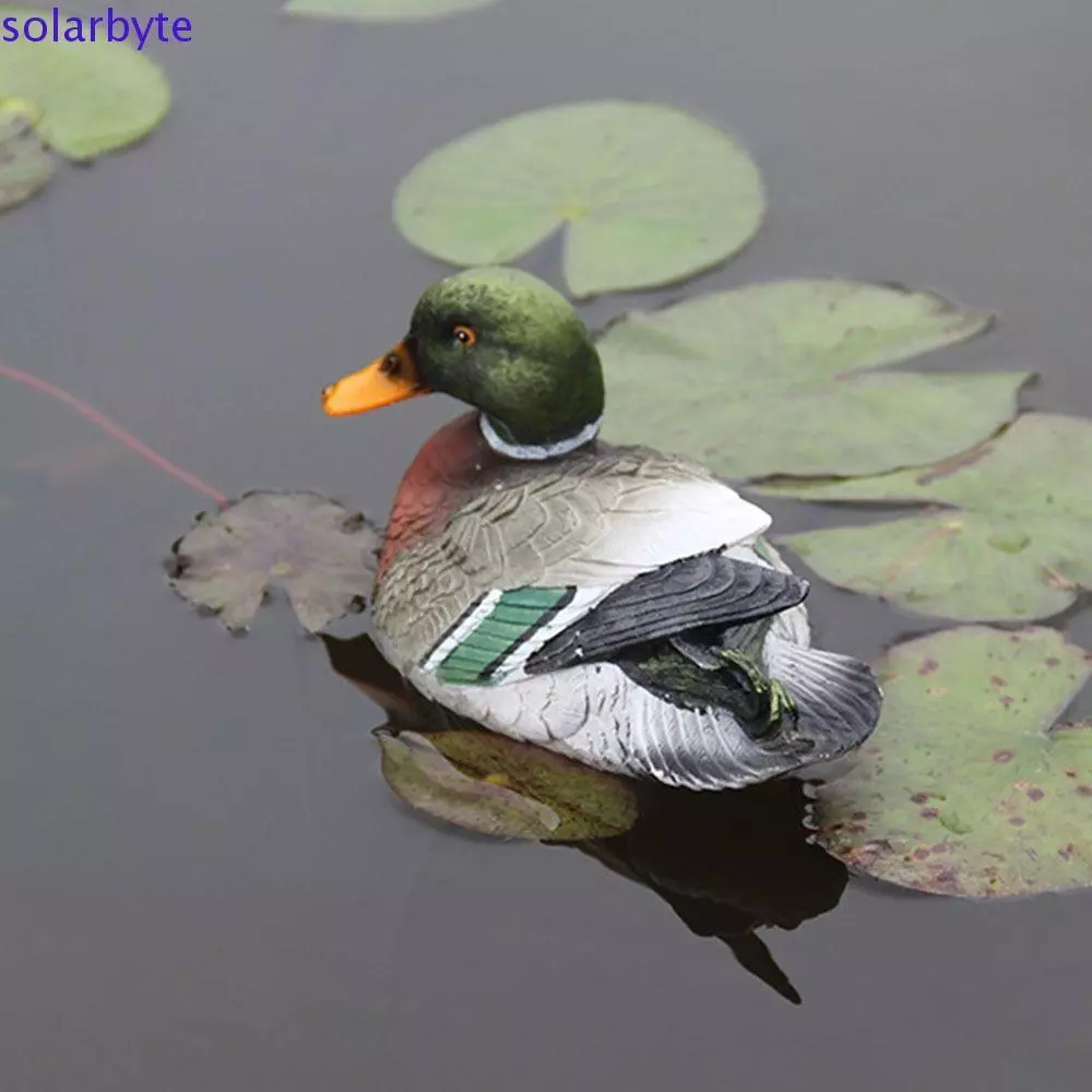 Solarbyte รูปปั้นเป็ดแมนดารินเทียม, รูปปั้นหงส์ไม่จางหายที่สมจริง, เป็ดป่าน่ารัก Weatherproof เรซิ่นลอยรูปปั้นเป็ดตกแต่งบ้าน — ของมงคลหมวดความรักและความสัมพันธ์