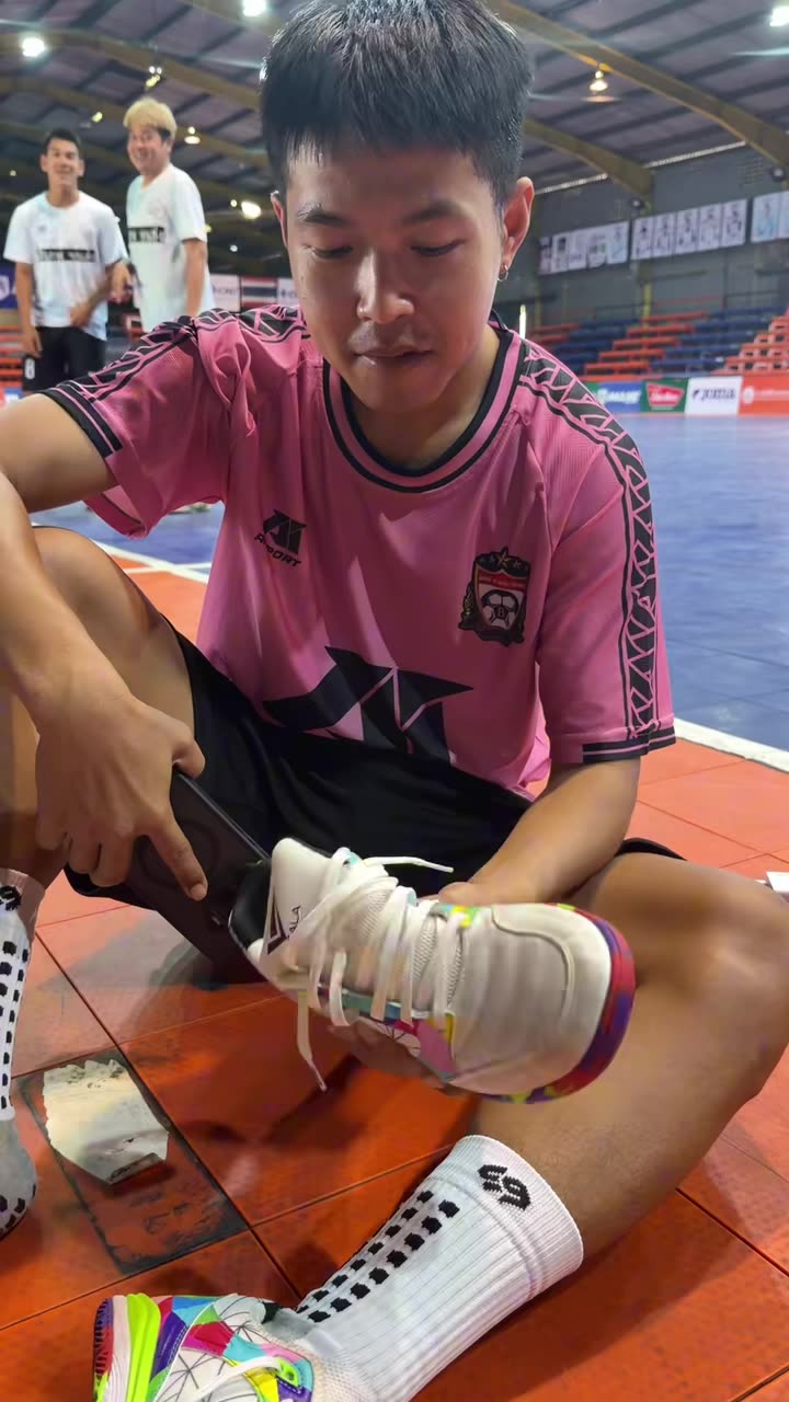 Đánh giá WINGZ DESALA v.2 bởi presenter 👟🙏🏻🤩🔥 wingz có có #wingz #futsal #giàyfutsal #đánhgiágiàyfutsalphongcáchบุญ #บุญ