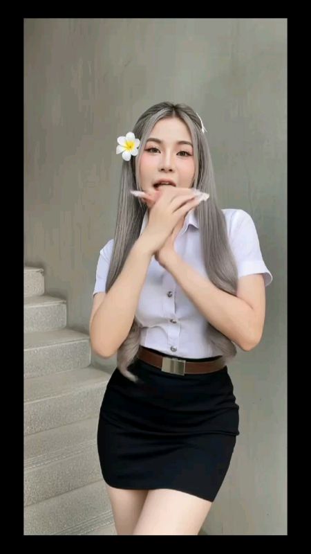 ชุดนักศึกษา