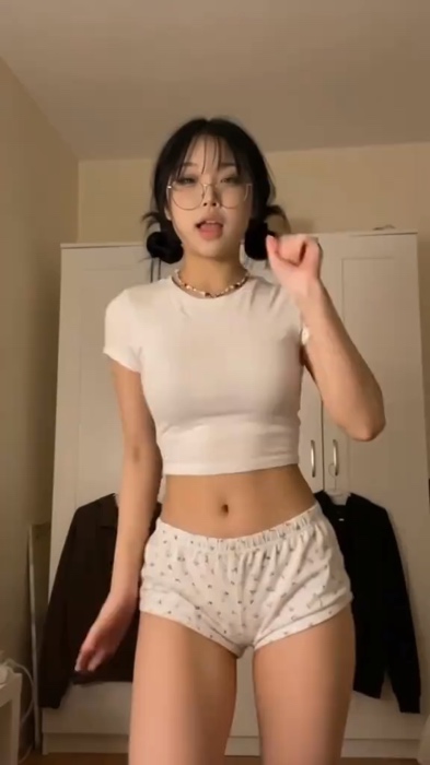 Bộ đồ ngủ dễ thương, hơi gợi cảm #bộđồngủ #quầnngủ #quầnshort #ýtưởngtrangphục #ýtưởngbộđồngủ #bộđồngủkhôngngủ