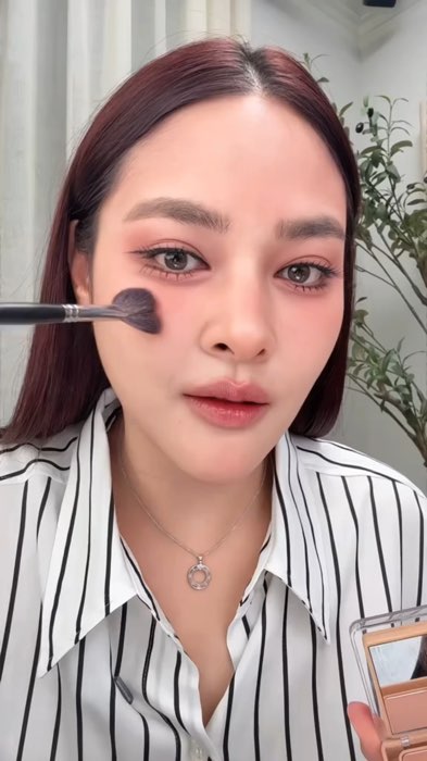 ￼Sivanna Colors SOFT BLURRING 12/3 COLOR DOUBLE EYE PALETTE :HF620 | #เมคอัพเซต  ##อายแชโดว์  12 เฉดสี บลัชออน คอนทัวร์ ไฮไลท์