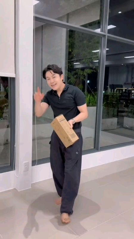 มาๆๆๆ กี่นาทีแห้งงง จับเวลาเลอออออ #Yoole #YooleThailand #YooleTH #YooleHairDryer #Yooleไดร์เป่าผม