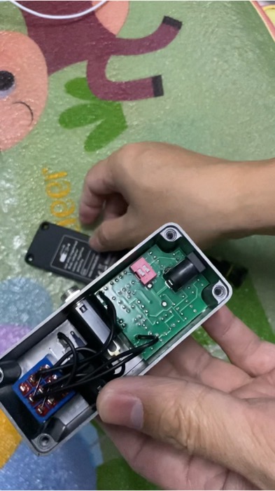 Cách điều chỉnh MOSKY BP Booster Clean Boost Mini Pedal tăng sức mạnh âm thanh guitar, solo bùng nổ! Boost tối đa +20dB, đẩy amp vỡ mạnh, hoặc tăng độ trong sáng cho âm thanh sạch cũng được ✔