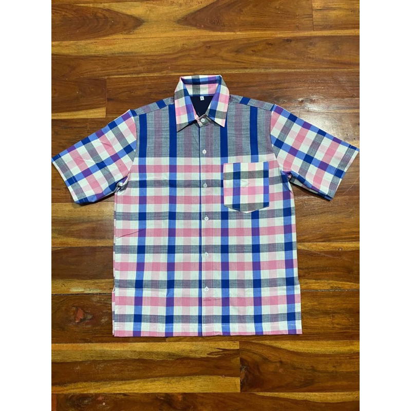 เสื้อเชิร์ตผู้ชายลายม้าขาวม้าอัดกาวทั้งตัว เนื้อผ้า cotton ผ้าฝ้ายลายขาวม้า กระดุมหน้างานจริงสวยสวมใส่ทำงานใครๆก็หลงรัก