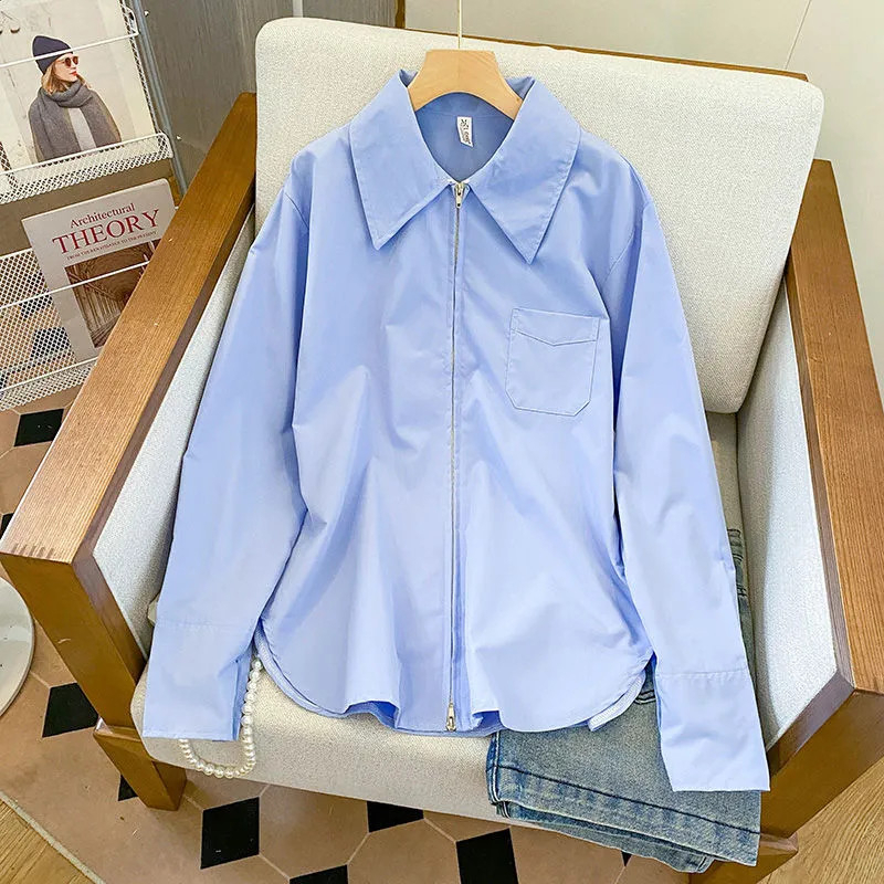 เสื้อเชิ้ตแขนยาวผู้หญิง Oversize เสื้อดีไซน์ใหม่มีซิปและคอปกขนาดใหญ่ เสื้อผ้าแฟชั่นโอเวอร์ไซส์เกาหลี ทรงหลวม ยาวปานกลาง