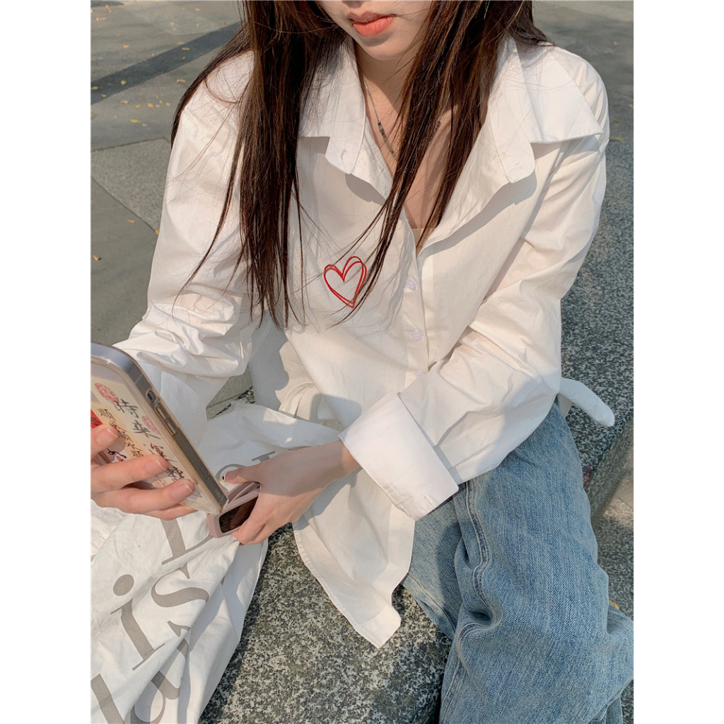 PB2976เสื้อเชิ้ตแขนยาวลายหัวใจงานปักผู้หญิงสีขาวเรียบง่าย oversize เสื้อผ้าแฟชั่นเกาหลีวินเทจ เนื้อผ้านุ่มบางเบา