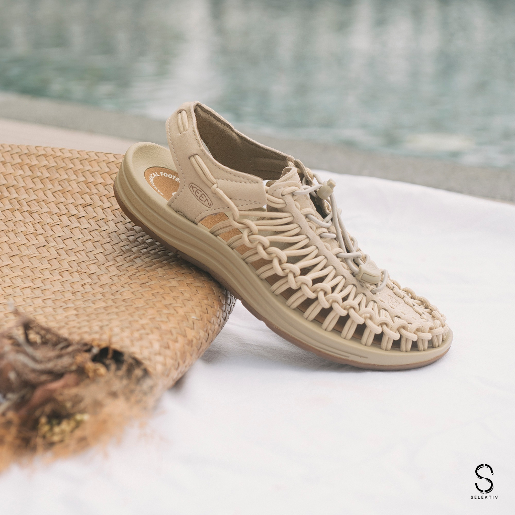 Keen รองเท้าผู้หญิง รุ่น Womens UNEEK SAFARISAFARI