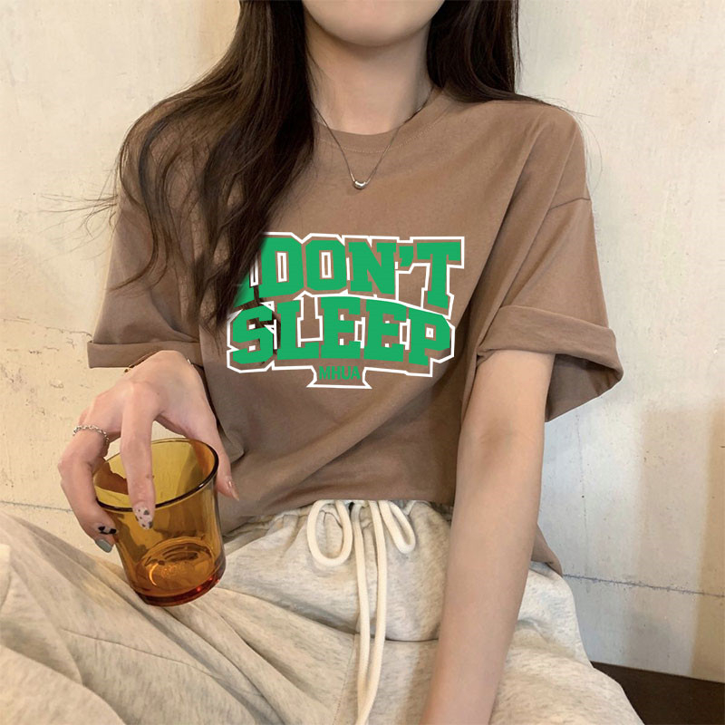 พร้อมส่ง เสื้อยืดวินเทจวสวยๆผู้หญิง oversize เสื้อผ้าแฟชั่นสไตร์เกาหลี โอเวอร์ไซส์แขนสั้นสกรีนตัวหนังสือ เเนวสตรีท คอกลม