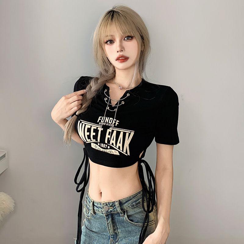 เสื้อครอป เสื้อผ้าแฟชั่นผู้หญิง ทรงสลิมฟิต ที่เอวมีสายเชือก2เส้น ออกเเบบพิเศษ 150236