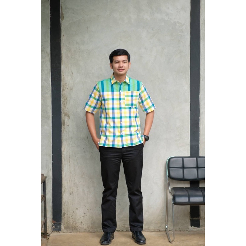 เสื้อเชิร์ตผู้ชายลายม้าขาวม้าอัดกาวทั้งตัว เนื้อผ้า cotton ผ้าฝ้ายลายขาวม้า กระดุมหน้างานจริงสวยสวมใส่ทำงานใครๆก็หลงรัก