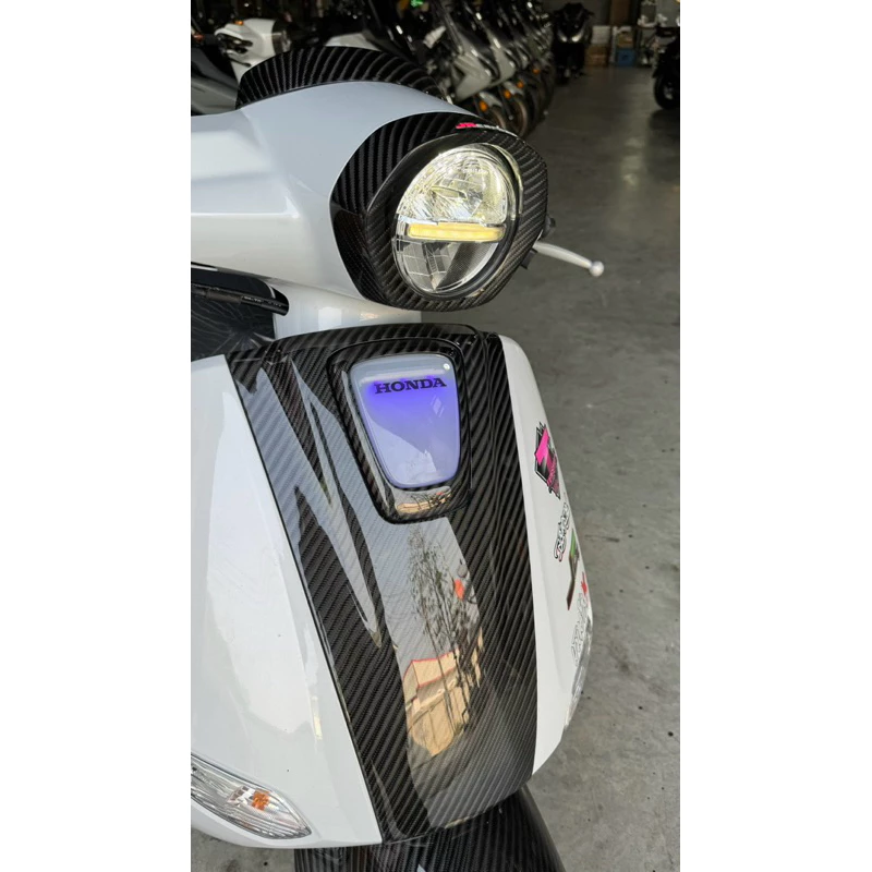 ฝาครอบไฟหน้า LED / สำหรับรถ : GIORNO-125 [Revolution]