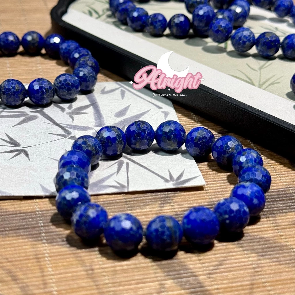 ลาพิสลาซูลิ Lapis Lazuli ลาพิสลาซูลี หินลาพิส ลาพิสแท้ กำไลหิน เจียเหลี่ยม หินแท้ ขนาด 12 mm — ของมงคลหมวดเครื่องรางและวัตถุมงคล