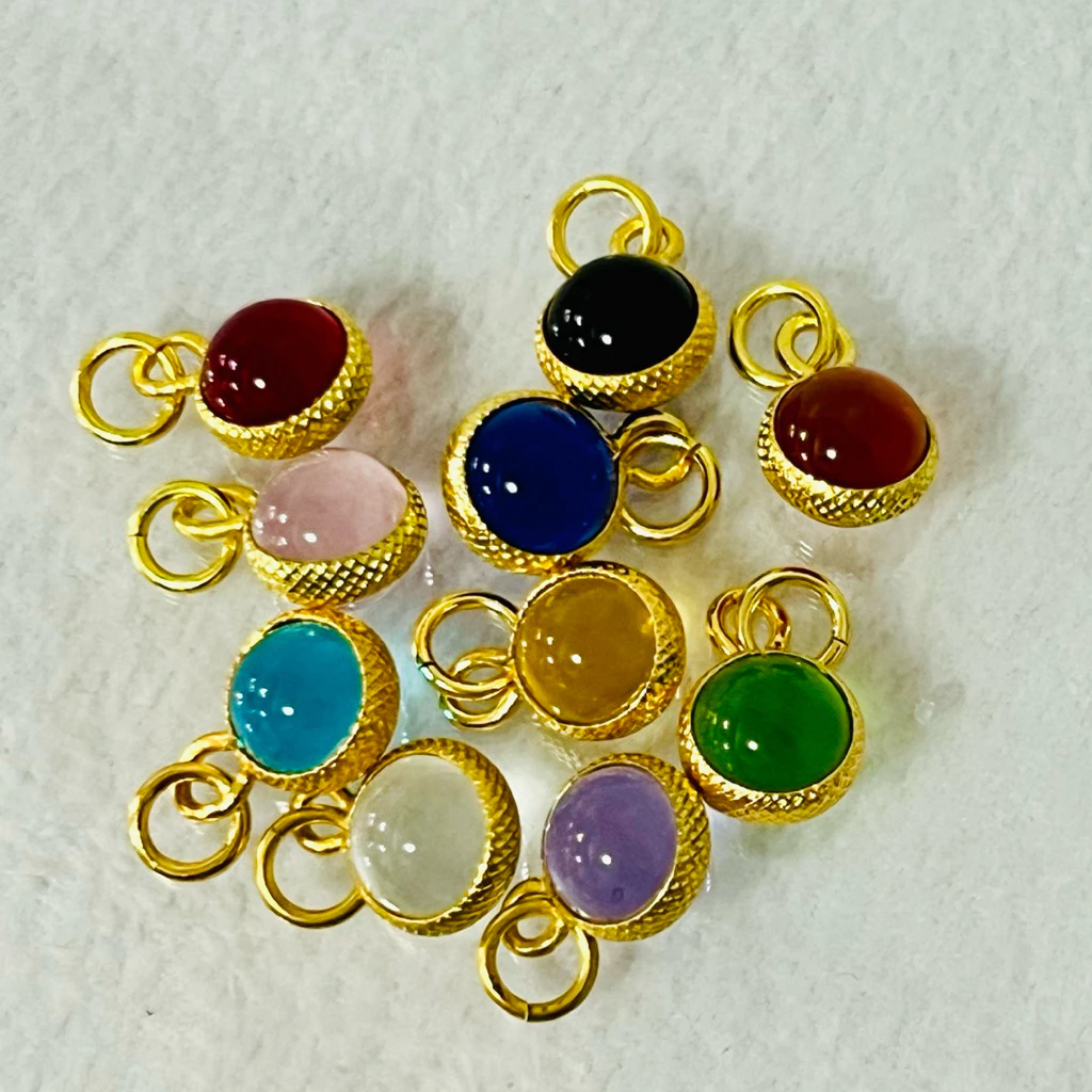 ลูกแก้ว ลูกแก้วพญานาค จี้ ขนาด 1 cm. เลี่ยมขอบสีทอง ใส่เสริมฮวงจุ้ย — ของมงคลหมวดการเงินและโชคลาภ