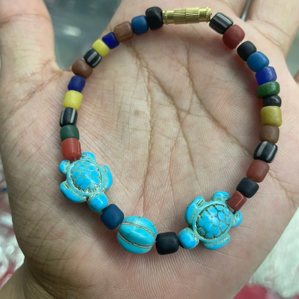 !!หินลูกปัดทราวดี!! หินเทอควอยส์ สร้อยข้อมือหินลูกปัดทราวดี หินแท้ส่งตรงจากนครศรีธรรมราช — ของมงคลหมวดเครื่องรางและวัตถุมงคล
