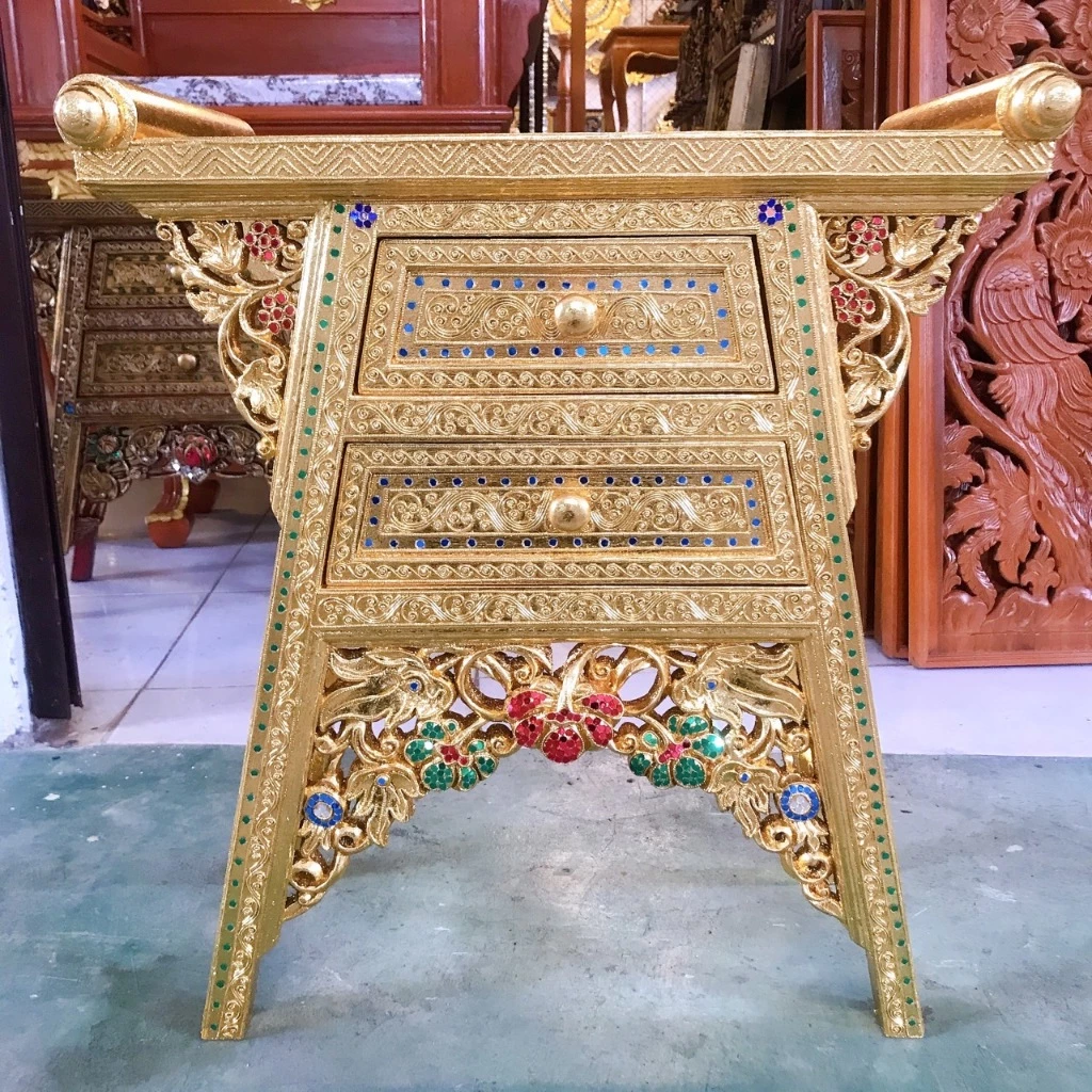 โต๊ะไม้แกะสลัก โต๊ะวางของ มี 2 ชั้น สูง 69 cm. โต๊ะวางพระ โต๊ะข้างเตียง โต๊ะตกแต่ง สไตล์ล้านนา เฟอร์นิเจอร์ไม้ งานฝีมือ — ของมงคลหมวดเครื่องรางและวัตถุมงคล