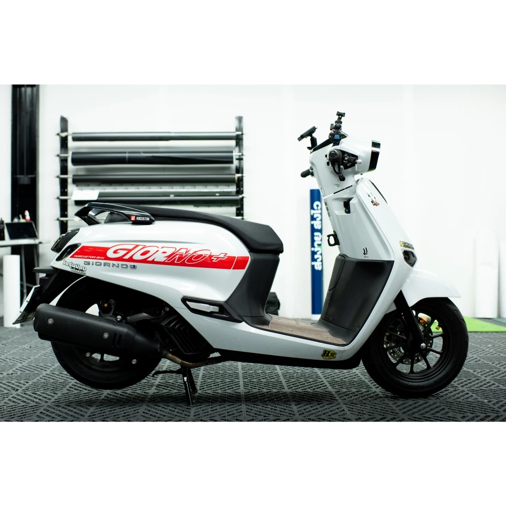 สติ๊กเกอร์แต่งรถ จีออโน่ Honda Giorno ลาย Giorno+ (G+)