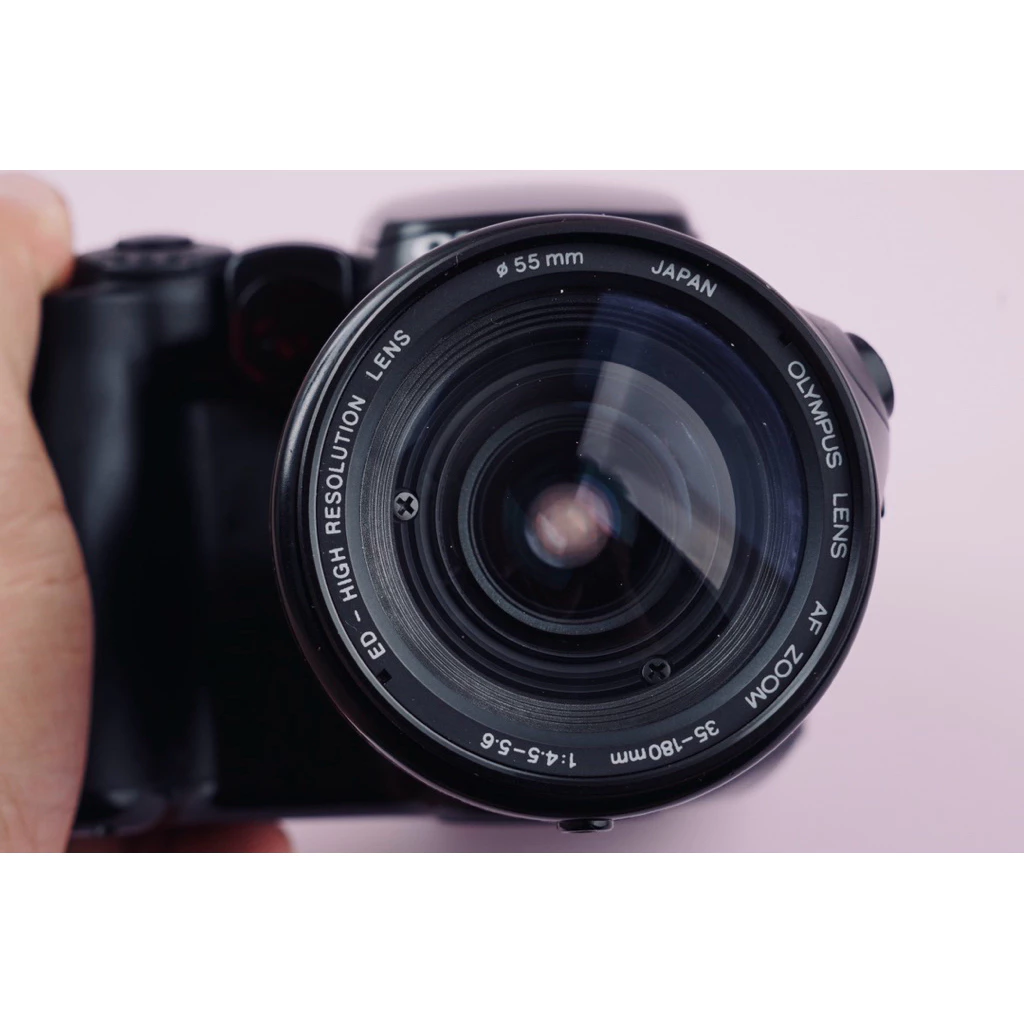 Olympus L-3 กล้อง กล้องฟิล์ม 35 มม ระดับไฮเอนด์พร้อมเลนส์ซูม ED คุณภาพสูงแบบถอดเปลี่ยนไม่ได้ ขนาด 35-180 มม. f/4.5-5.6